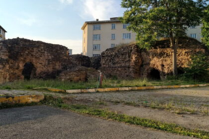 Samandıra'daki Damatris Sarayı yok olmak üzere 22