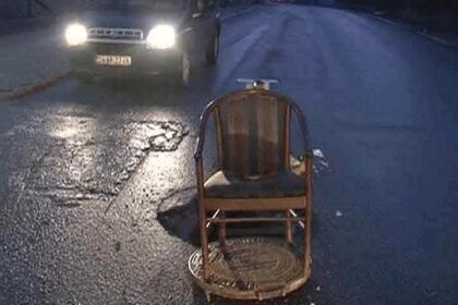 Ortada kuyu var yandan geç! 20