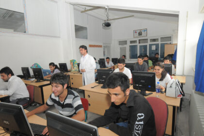 İŞ-KUR destekli kurslar devam ediyor 27