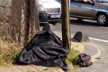 Önce eşini öldürdü sonra intihar etti 22