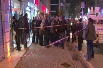 Sancaktepe'de silahlı kuyumcu soygunu 22