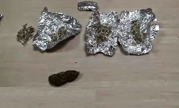 Kadın polisten bonzai satıcılarına suçüstü 11