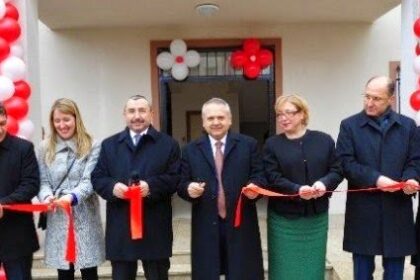 Yenidoğan Mahallesinin Sağlık Merkezi açıldı 15