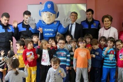 'Kanka' dan çocuklara tiyatral trafik eğitimi 21