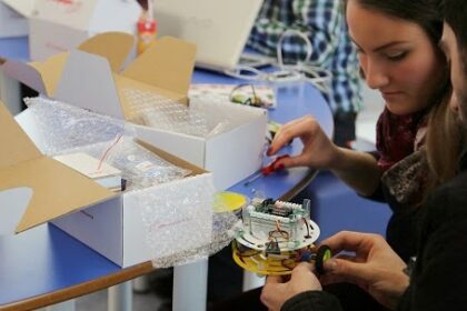 Sancaktepe Bilim ve Deney Merkezi robot bilim eğitimlerine başladı 20