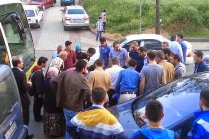 Karşıya geçmeye çalışırken İETT otobüsü çarptı 28