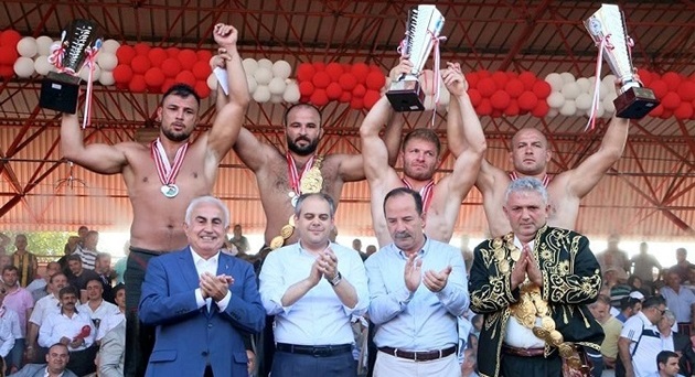 Güreşçimiz Serhat Balcı Kırkpınar’da üçüncü oldu 11 Güreşçimiz Serhat Balcı Kırkpınar’da üçüncü oldu 11