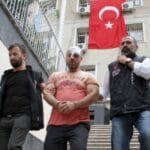 Eski eşini ve arkadaşını öldüren zanlı yakalandı 13