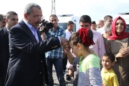 Önce kurbanlar kesildi, sonra kavurma dağıtıldı 23