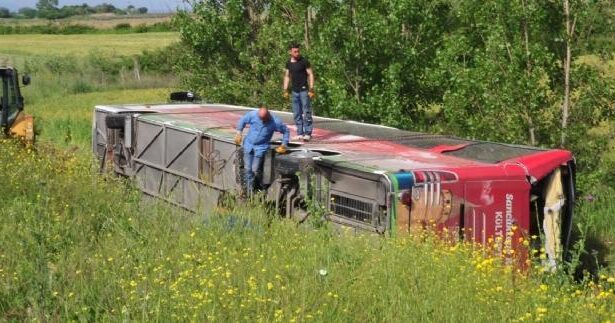 Şehitlik ziyaretinde otobüs faciası: 5 Ölü, 40 Yaralı 14