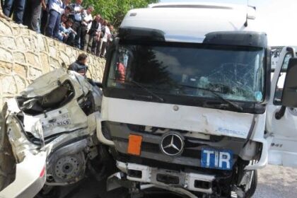 Samandıra da tır faciası! Ölü ve yaralılar var! 25