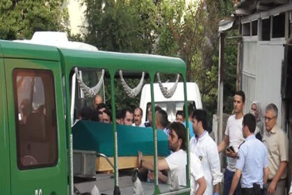 Tartıştığı eşini bıçaklayarak öldürdü 21