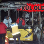 İçinde yolcu olan otobüse molotoflu saldırı! 13