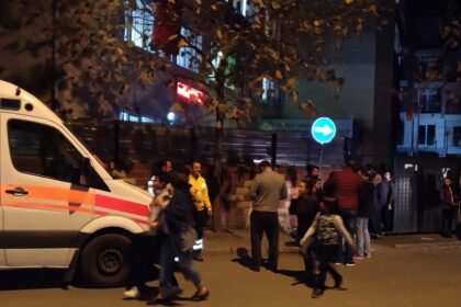 "Neden büyütüyorsunuz, hepi topu 4 çocuk zehirlendi" 27