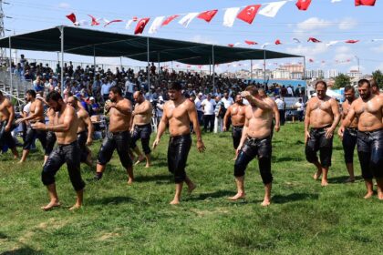 ‘Yiğitler çıktı meydane, hepsi birbirinden merdane!’ 26