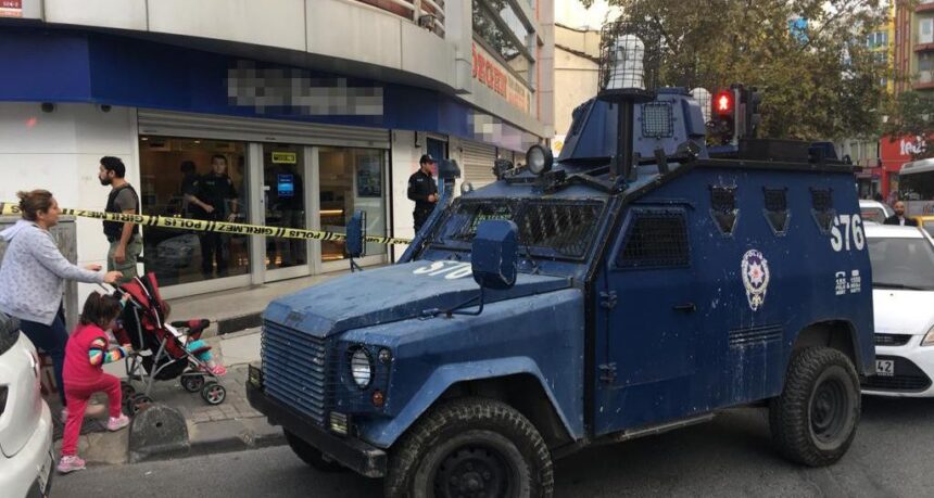 Sarıgazi'de banka soygunu: 20 bin lirayı çaldılar 11