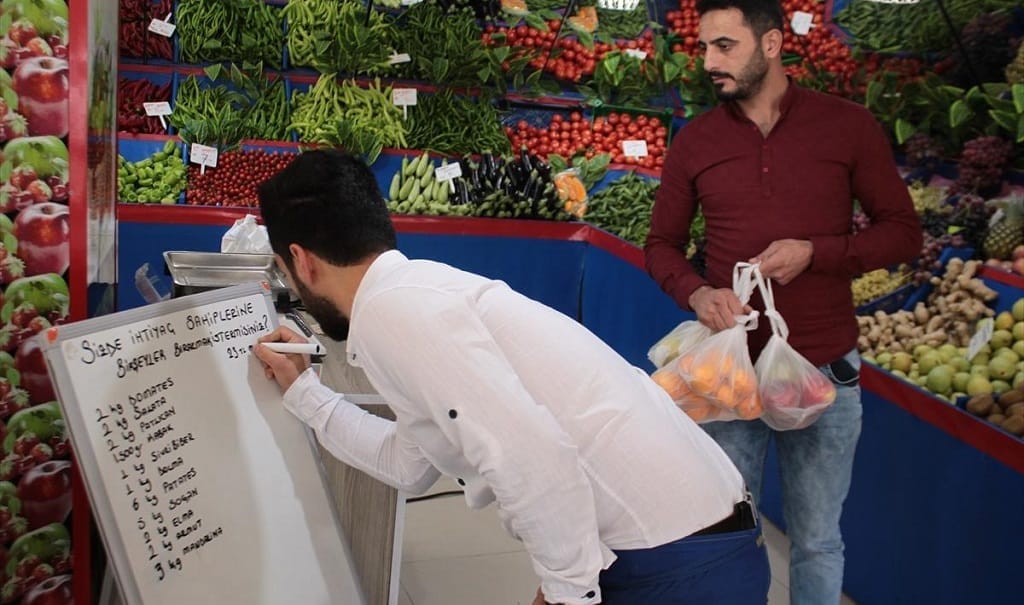 Sancaktepe'li esnafın iyilik hareketi tüm Türkiye'ye örnek olmalı 20 Sancaktepe'li esnafın iyilik hareketi tüm Türkiye'ye örnek olmalı 7