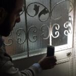 Camiye giren çocuk hırsızlar suçüstü yakalandı 12