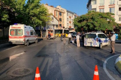 Sarigazi'de facia! Freni patlayan otobüs faciaya yol açtı: 1 ölü 27