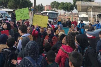 Mobbingci okul müdürünün eşinden skandal sözler! 25