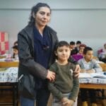 Sosyal medyadan yaptığı çağrı, okul yönetimine geri adım attırdı 12