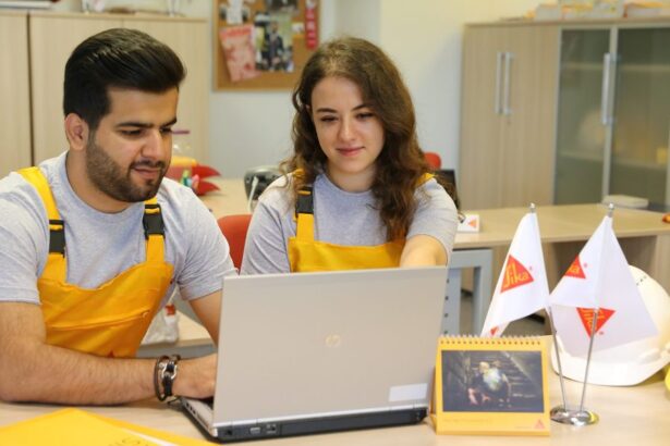 Kullanılmaz haldeki parkı 'geri dönüştüren' öğrencilere ödül 12