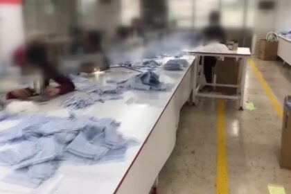 Kaçak maske üretimi yapan atölyeye operasyon 23