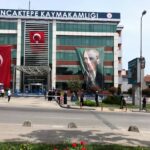 Sokağa çıkma yasağında ‘sosyal mesafeli’ kuyruk! 12