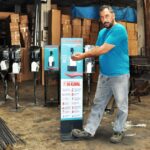 Sancaktepe'den Almanya'ya binlerce dezenfektan otomatı ihraç etti 12