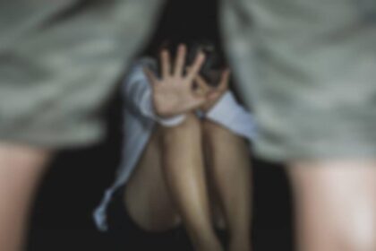 Kaza geçiren eski sevgilisini ziyarete gitti, tacize uğradı! 23