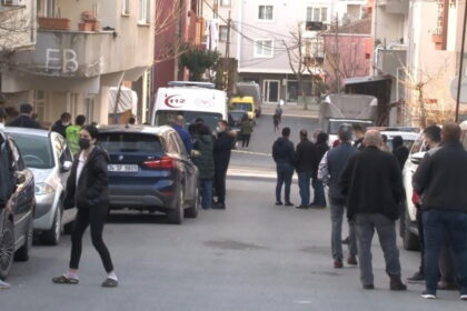 Oğlunun alacaklılarının baskısına dayanamadı, intihar etti 24