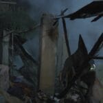 Faciadan dönüldü! Asansör yangınında mahsur kaldılar 13