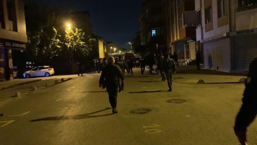 Sarıgazi'de iki aile birbirine girdi: 2 yaralı 11