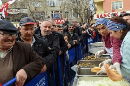 4 ncü Geleneksel Hamsi Festivali'ne yoğun ilgi 27