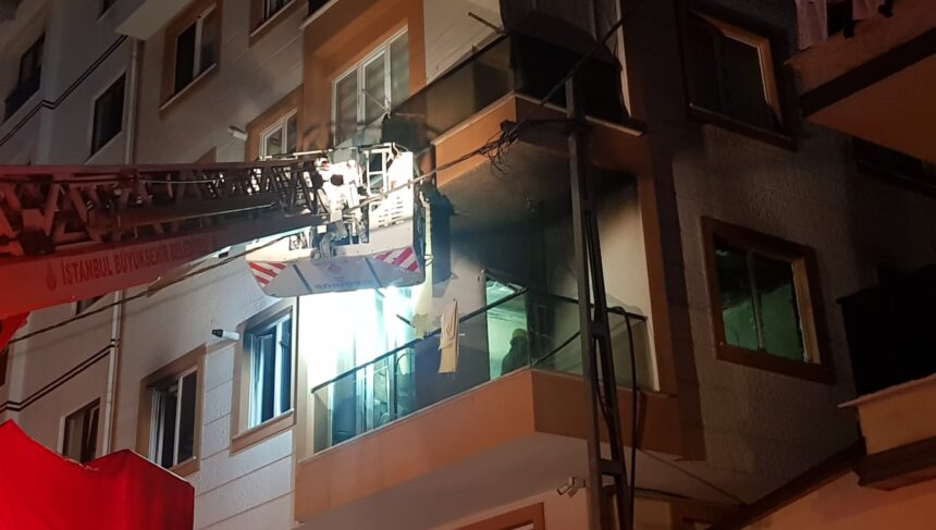 Şarjda bırakılan telefon yangına neden oldu 11