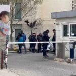 Kahreden haber: Baba 3 çocuğunu tavana asıp intihar etti 13