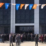 Emekliye yardım kartı vaadi binlerce emekliyi sokağa döktü 12