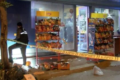 Sarıgazi'de tekel bayisine silahlı saldırı 38