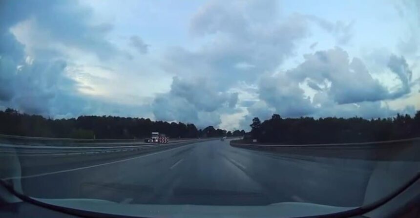 Kaza yapanları kurtarmaya çalışırken yaşamını yitirdi 11 Kaza yapanları kurtarmaya çalışırken yaşamını yitirdi 11