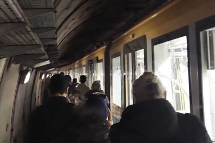 Kontrolden çıkan Samandıra Metrosu 5 durağı pas geçti 38
