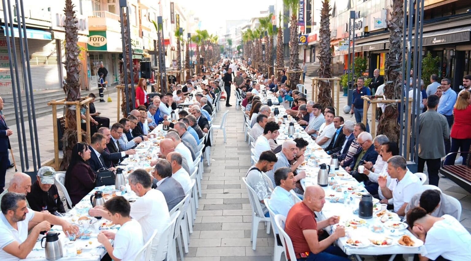 Sancaktepe'de geleneksel bayram kahvaltısı gerçekleşti 20 Sancaktepe'de geleneksel bayram kahvaltısı gerçekleşti 7