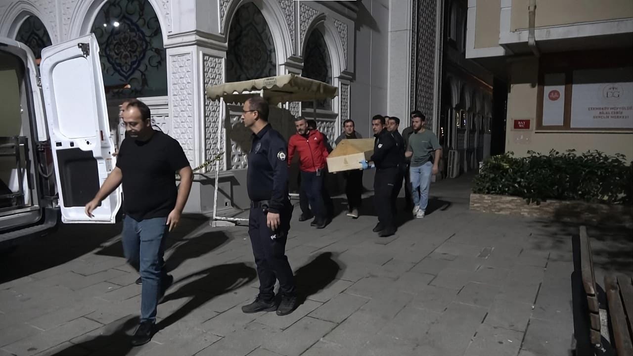 Cami tuvaletinde intihar etti 20 Cami tuvaletinde intihar etti 7