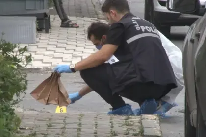 Tartıştığı kayınbabasını sokak ortasında bıçaklayıp kaçtı 21