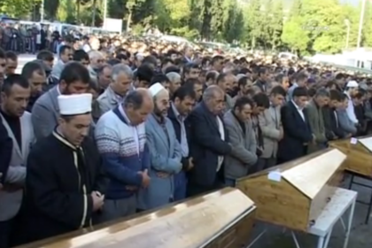 Feci kazada ölenlerden 7'si toprağa verildi 25