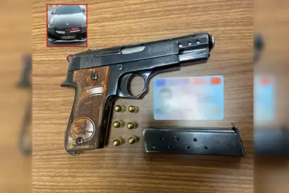 Çakarlı lüks araçtan ruhsatsız silah çıktı 22