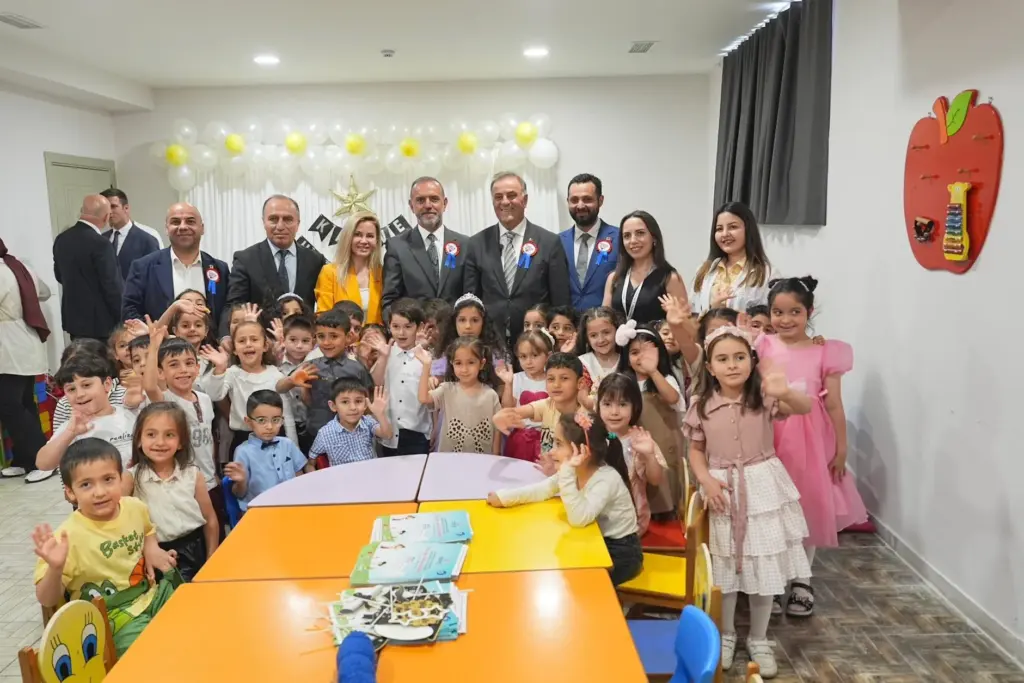 Sancaktepe'de Emek Kent Meydanı, 2. Kent Lokantası ve İstihdam Ofisi açıldı 25 b0qnlgf8nzgb9dt5scvx Sancaktepe'de Emek Kent Meydanı, 2. Kent Lokantası ve İstihdam Ofisi açıldı 8 b0qnlgf8nzgb9dt5scvx