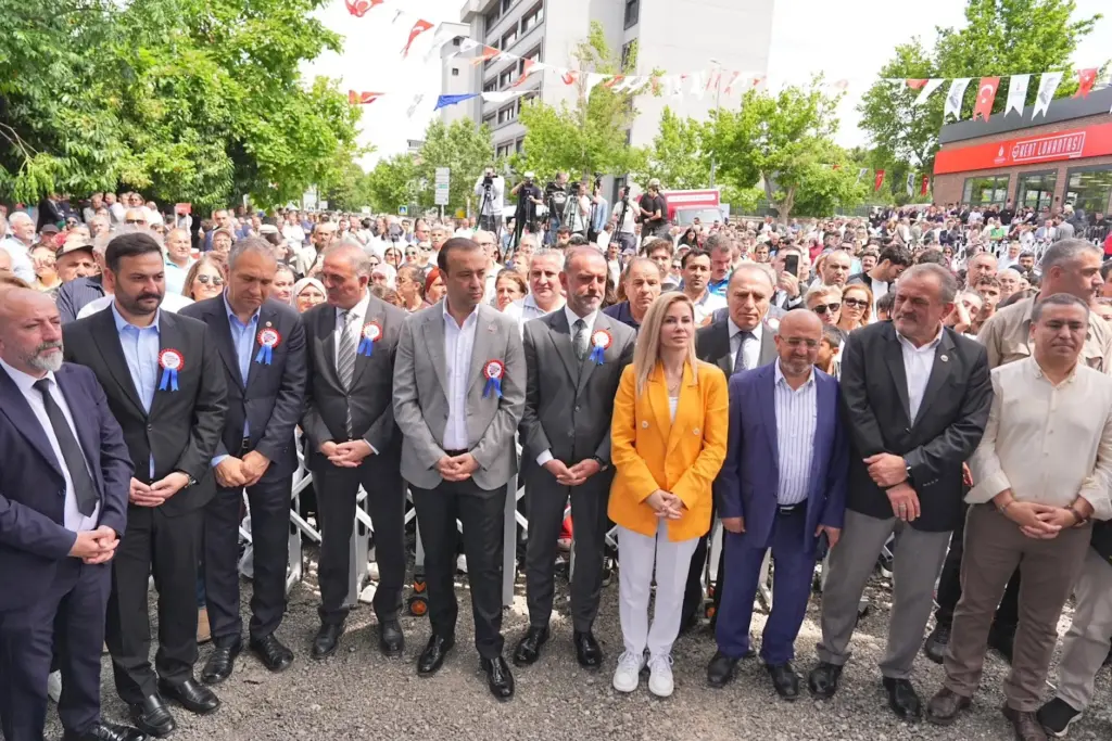 Sancaktepe'de Emek Kent Meydanı, 2. Kent Lokantası ve İstihdam Ofisi açıldı 27 qc5dralgnr1pvssvctc5 Sancaktepe'de Emek Kent Meydanı, 2. Kent Lokantası ve İstihdam Ofisi açıldı 10 qc5dralgnr1pvssvctc5