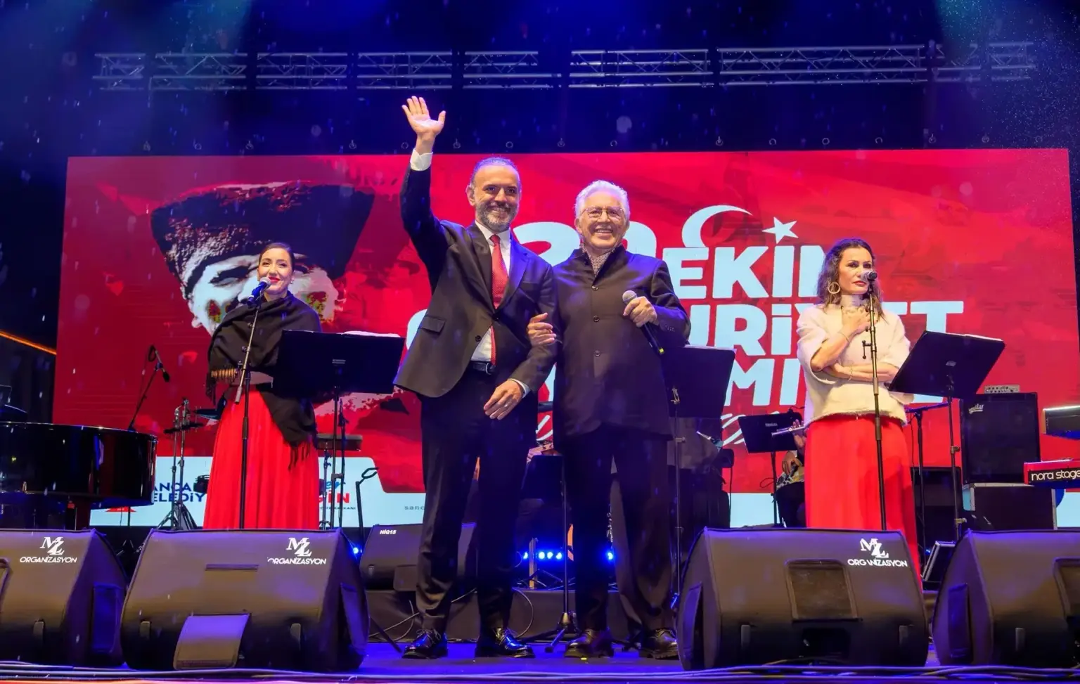 Sancaktepe’de Cumhuriyet’in 103. yılı Zülfü Livaneli konseriyle taçlandırıldı 21 zulfu livaneli zulfu-livaneli sancaktepe